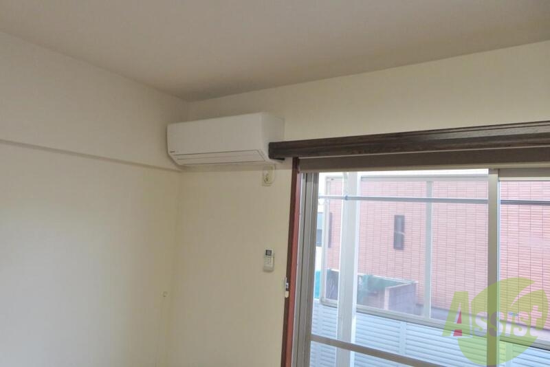 その他設備　エアコンは１基、居室に備わっております。