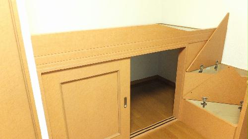 その他部屋・スペース　ベット下大型収納