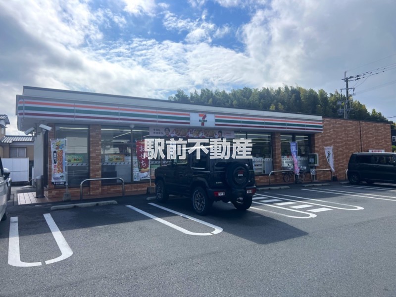 コンビニ　セブンイレブン大牟田橘店（コンビニ）まで900m