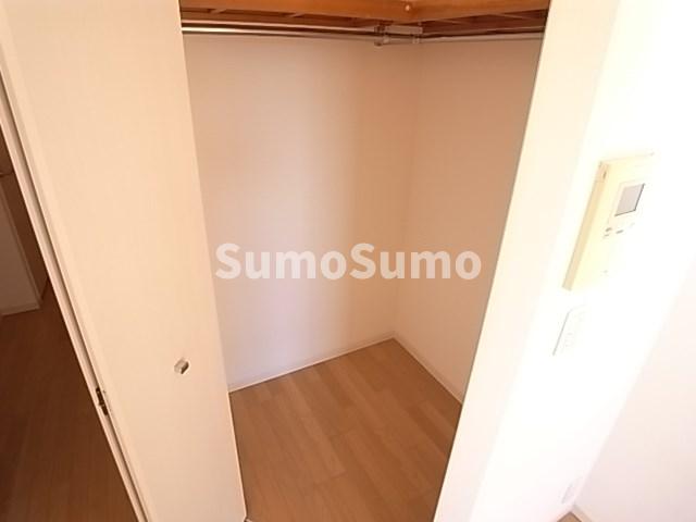 収納　たっぷりとした収納スペースです