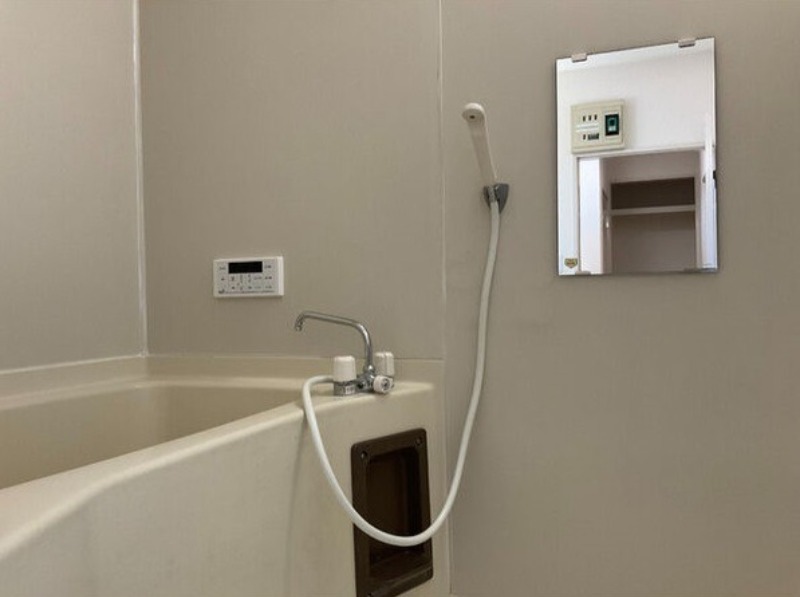 バス・シャワールーム　図面と現状に相違がある場合には現状を優先