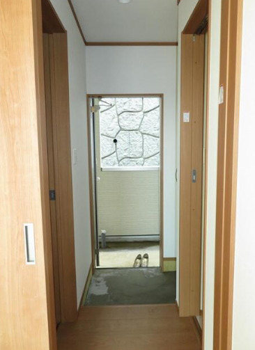 玄関　同建物別部屋参考