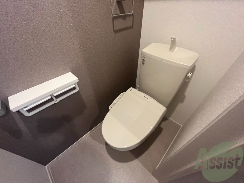 トイレ　トイレは清潔感があり安心して使用できそうです。