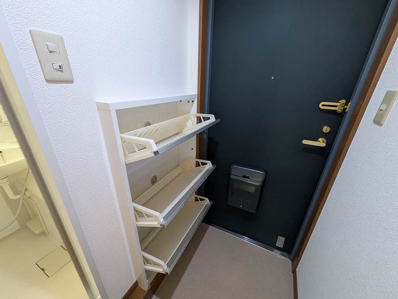 玄関　前回募集時の写真となります