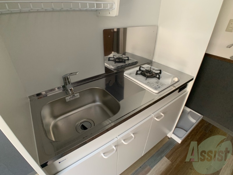 キッチン　キッチンになります。調理も快適にできそうですね！