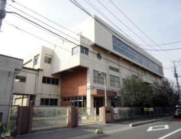 小学校　川口市立飯塚小学校（小学校）まで1604m