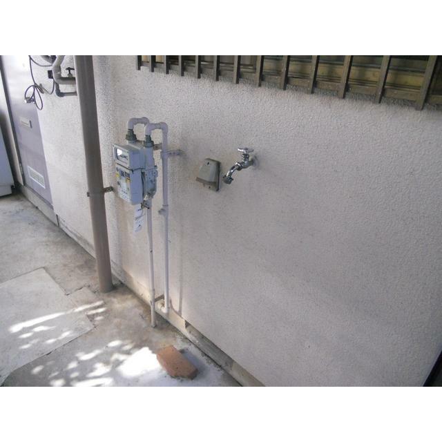 その他設備　室外洗濯機置場