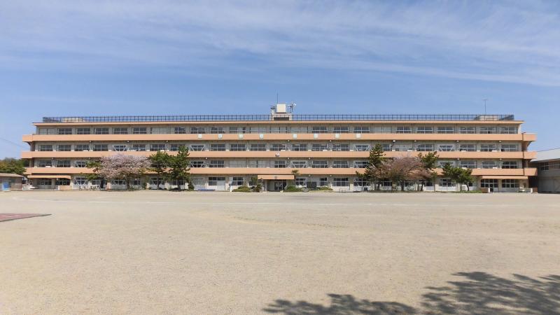小学校　いわき市立小名浜第二小学校（小学校）まで312m