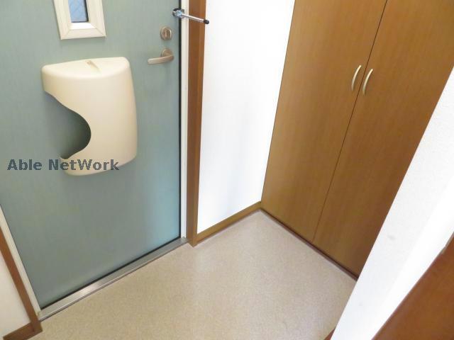 玄関　別部屋イメージ画像