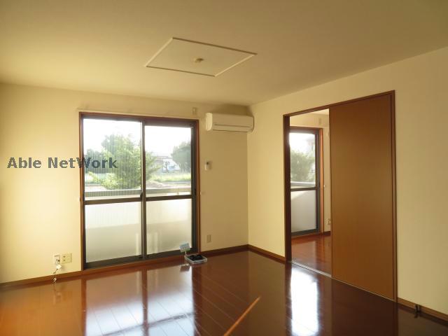 居室・リビング　別部屋イメージ画像