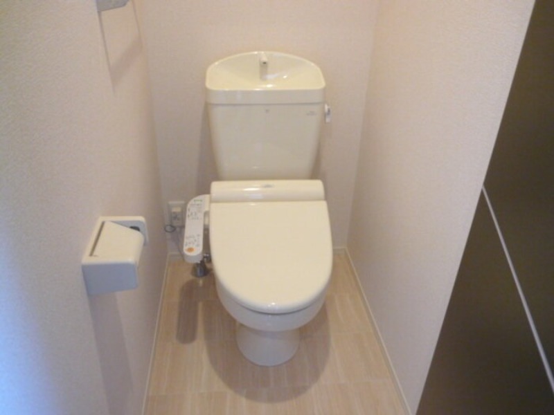 トイレ　図面と現状に相違がある場合には現状を優先