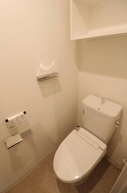 トイレ　※別部屋参考写真