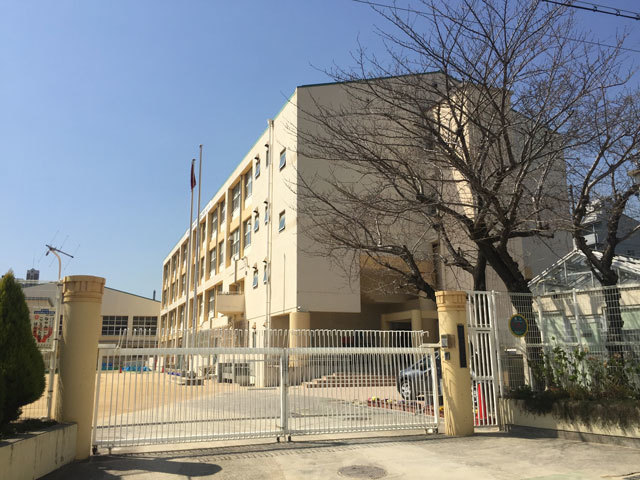 小学校　神戸市立西灘小学校（小学校）まで496m