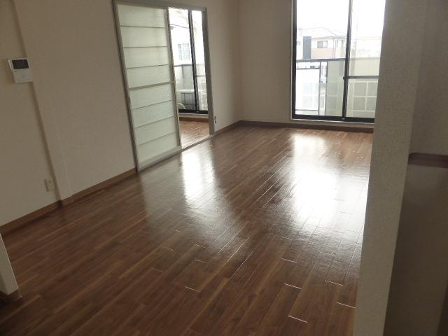 居室・リビング　リビング