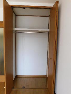 収納　洋室クローゼット