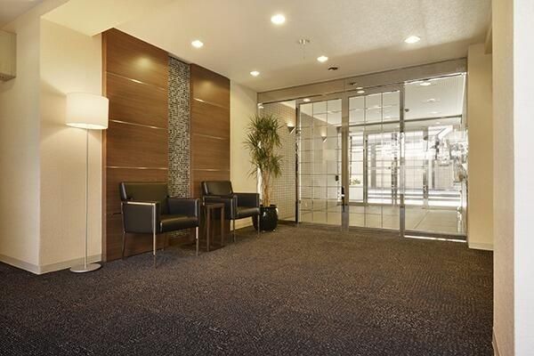 エントランス　エントランス