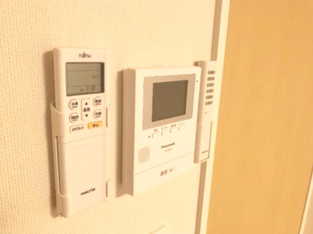 セキュリティ　カメラ付インターホン