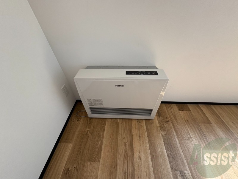 その他　暖房です。冬場の寒い日でも安心ですね～