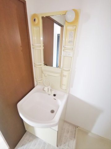 洗面設備　別号室の画像です。ご参考下さい