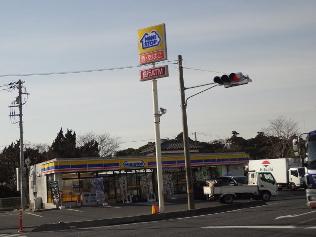 コンビニ　ミニストップ神栖日川店（コンビニ）まで500m
