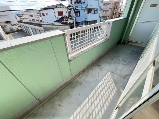 バルコニー　ベランダ