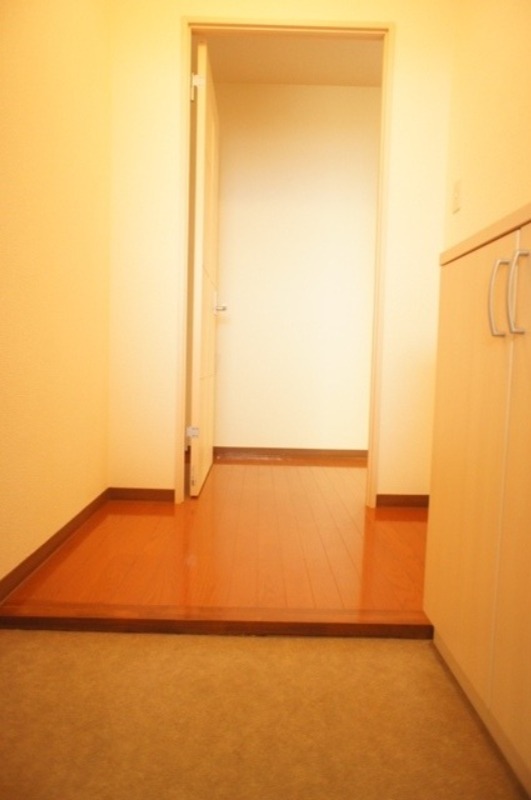 玄関　図面と現状に相違がある場合には現状を優先