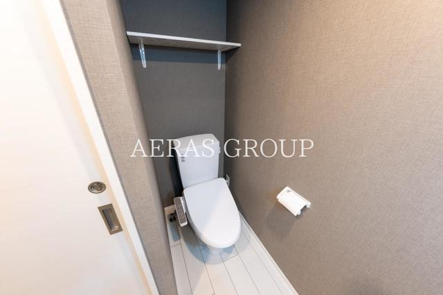 トイレ　温水洗浄便座