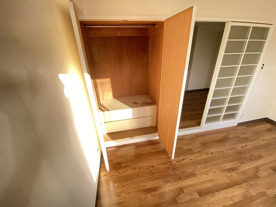 収納　※別号室の写真です