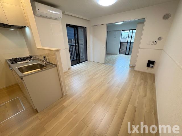 居室・リビング　居間です