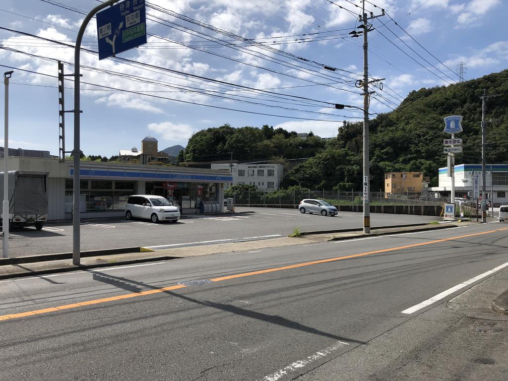 コンビニ　ローソン長崎昭和三丁目店（コンビニ）まで204m