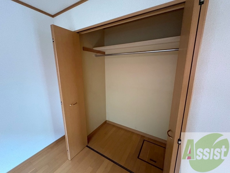 収納　クローゼットがありました。お洋服や荷物はここへ