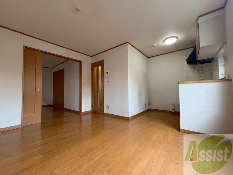 居室・リビング　広くてきれいなリビングです！快適に過ごせそうですね。