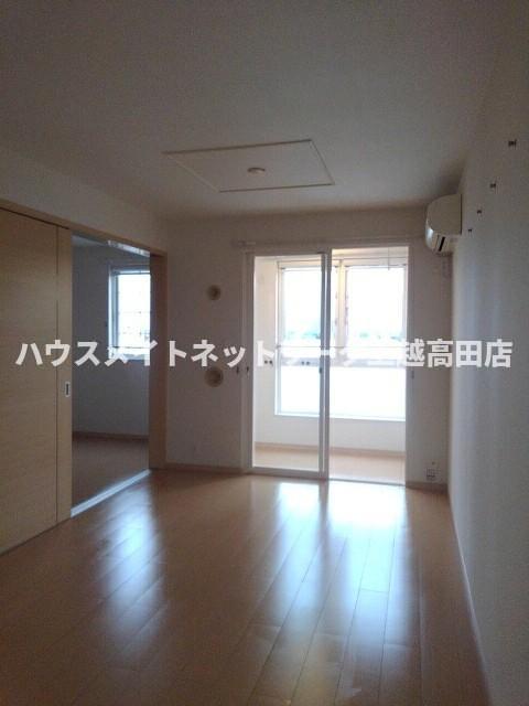 居室・リビング　居室・リビング