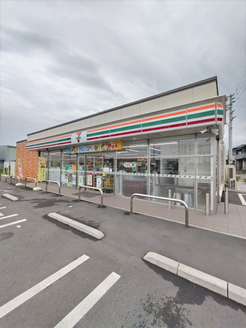 コンビニ　セブンイレブン北本深井１丁目店（コンビニ）まで350m