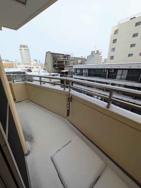 バルコニー　★東向きのバルコニースペースです♪★