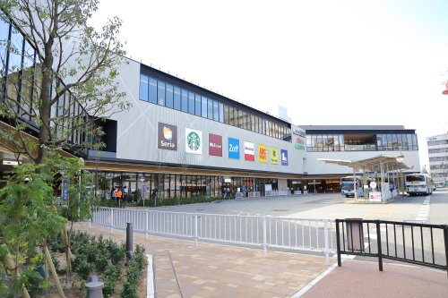 ショッピングセンター　EBISTA(エビスタ)西宮（ショッピングセンター）まで799m