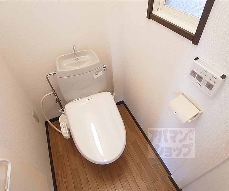 トイレ　ウォシュレット装備