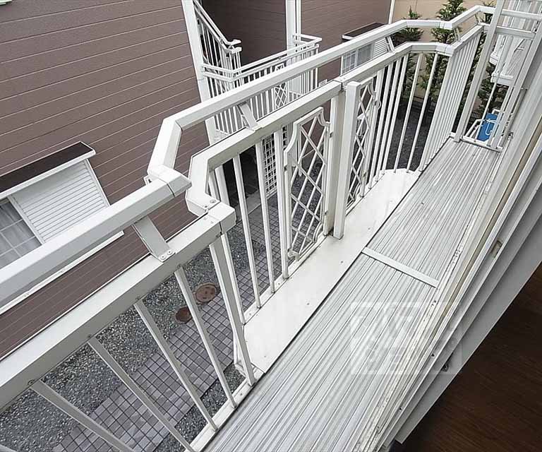 バルコニー　バルコニ