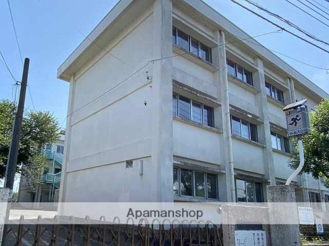 小学校　藤沢市立長後小学校（小学校）まで454m