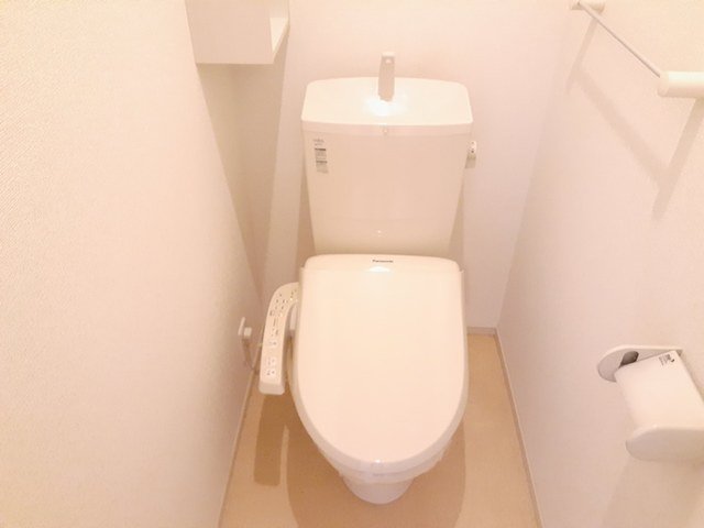 トイレ　トイレもきれいです