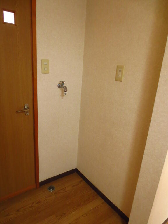 その他設備　鳥大生におすすめ！セパレート！窓が多く、換気や採光しやすい！