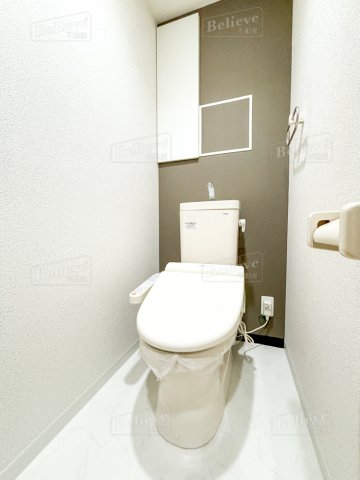 トイレ　嬉しい温水洗浄便座付き♪