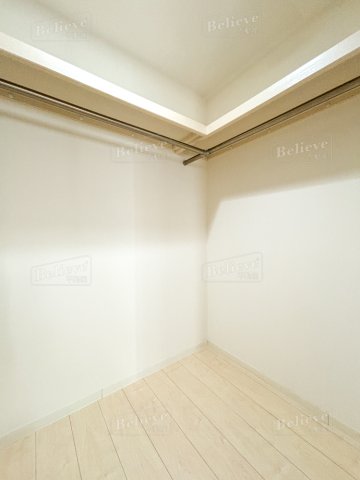 収納　ウォークインクローゼットなので収納豊富です★