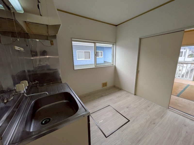 キッチン　※別部屋参考写真※