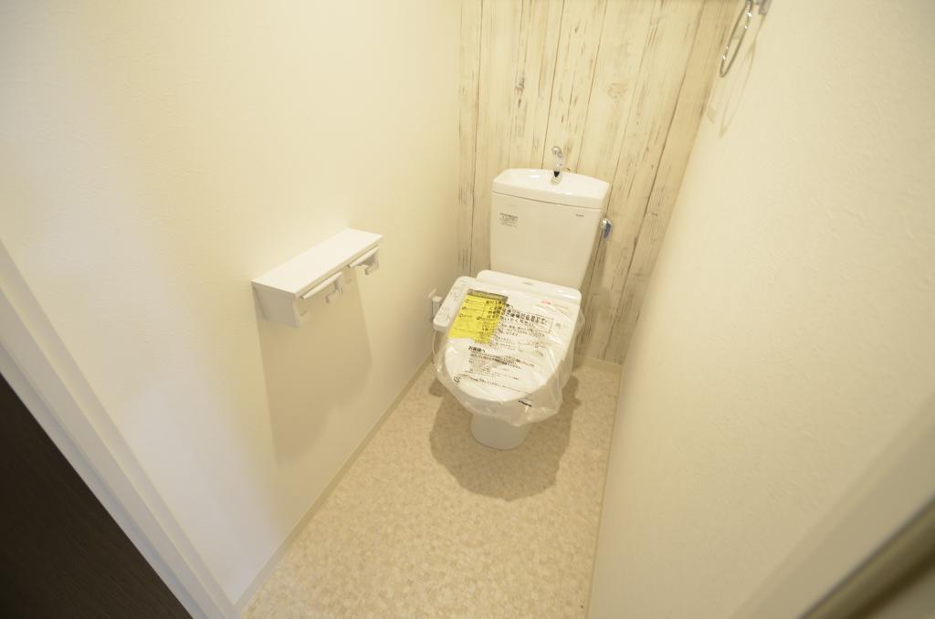 トイレ　シャワー付トイレ