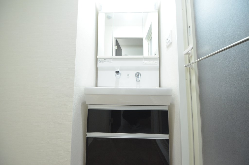 洗面設備　洗髪洗面化粧台