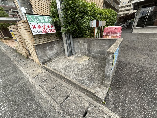 その他　ゴミ捨て場（その他）まで20m