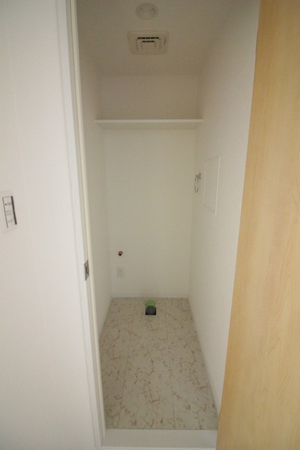 トイレ　２０２号室参考写真