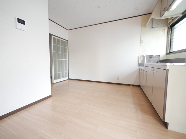 居室・リビング　★明るいお部屋です★