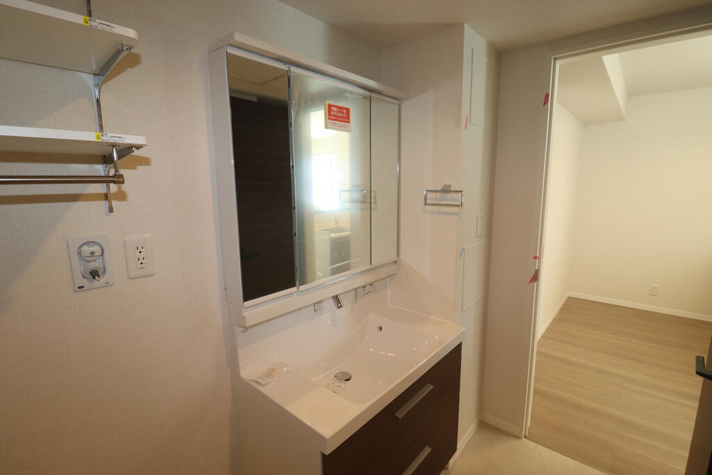 洗面設備　洗面台：画像は同社類似物件の写真